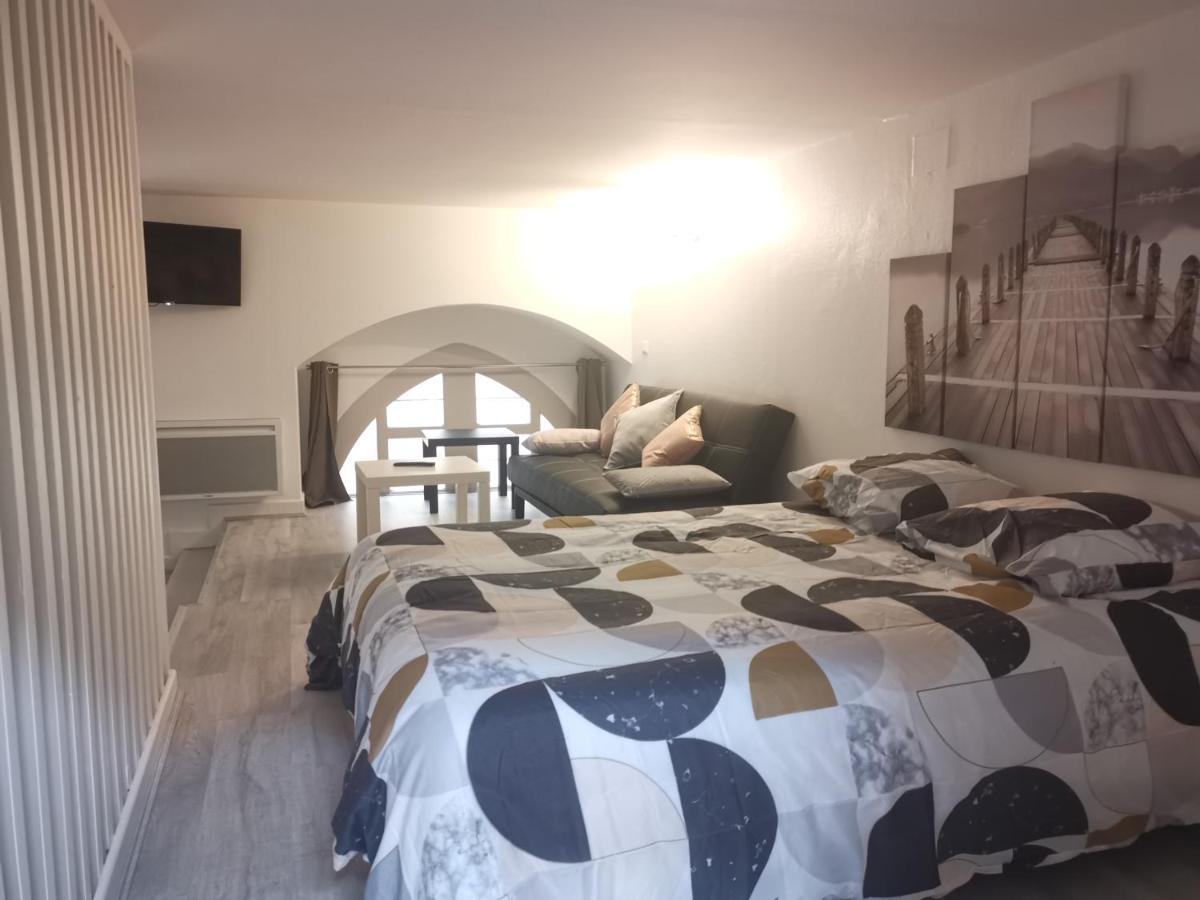 Beau STUDIO rénové lumineux , calme , wifi Apartamento Cahors Exterior foto